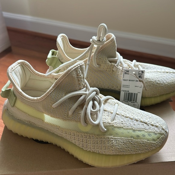 Brand New Yeezy Boost 350 V2Flax / Flax / Flax Size 6.5